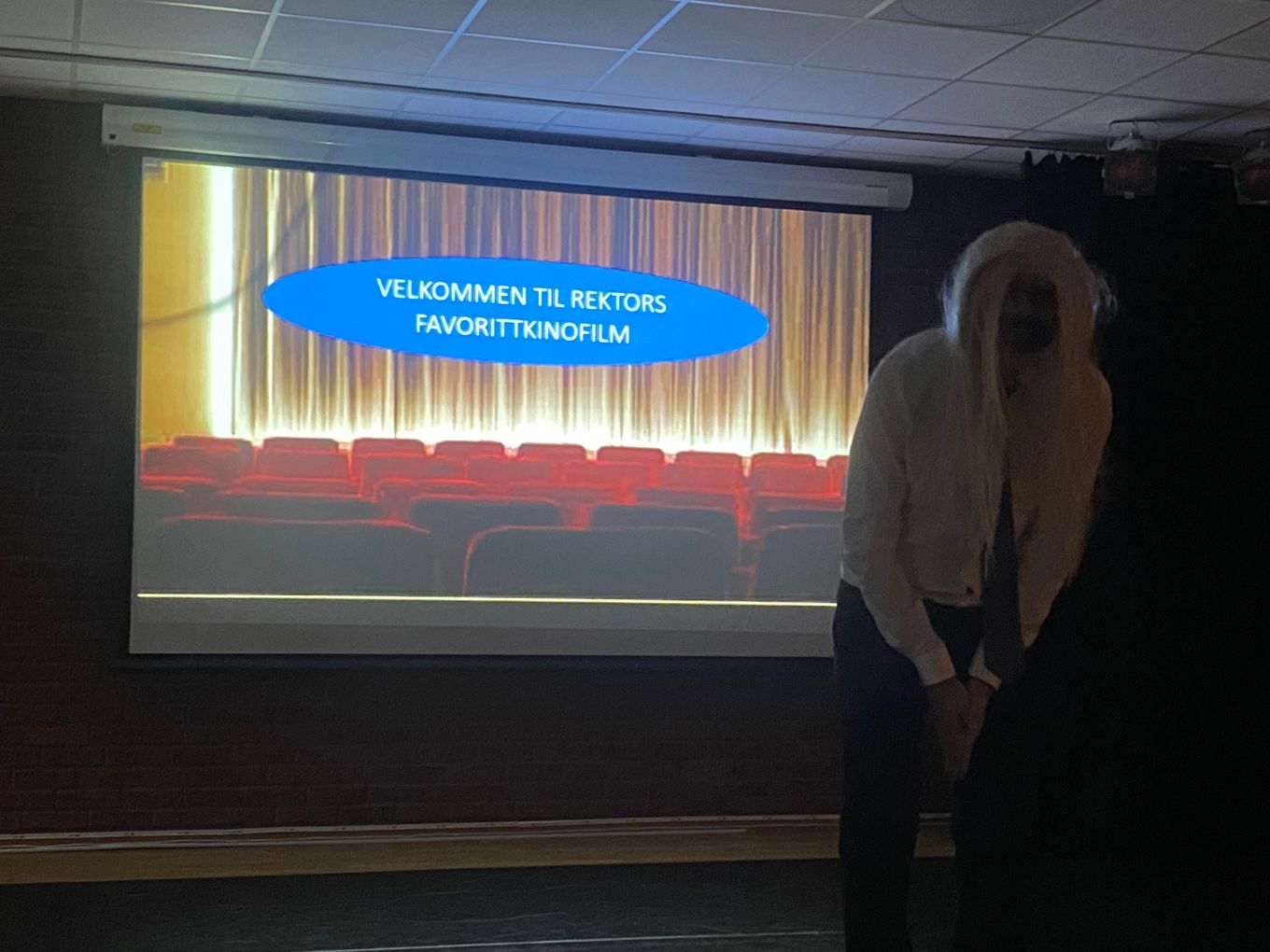 Foto: Jeanette Frafjord Vikaren til rektor ønsket velkommen