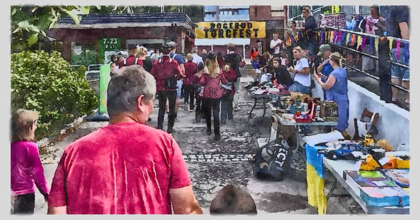 Foto: Et Levende Bogerud Beboerforening En gruppe mennesker på et utendørsarrangement